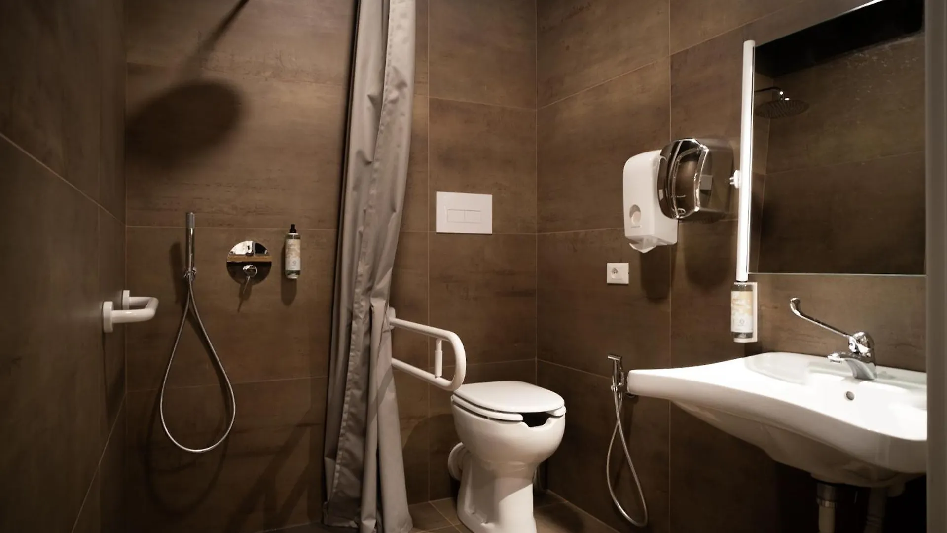 Hostelo - Luxury Hostel Palermo 0*,  Italy