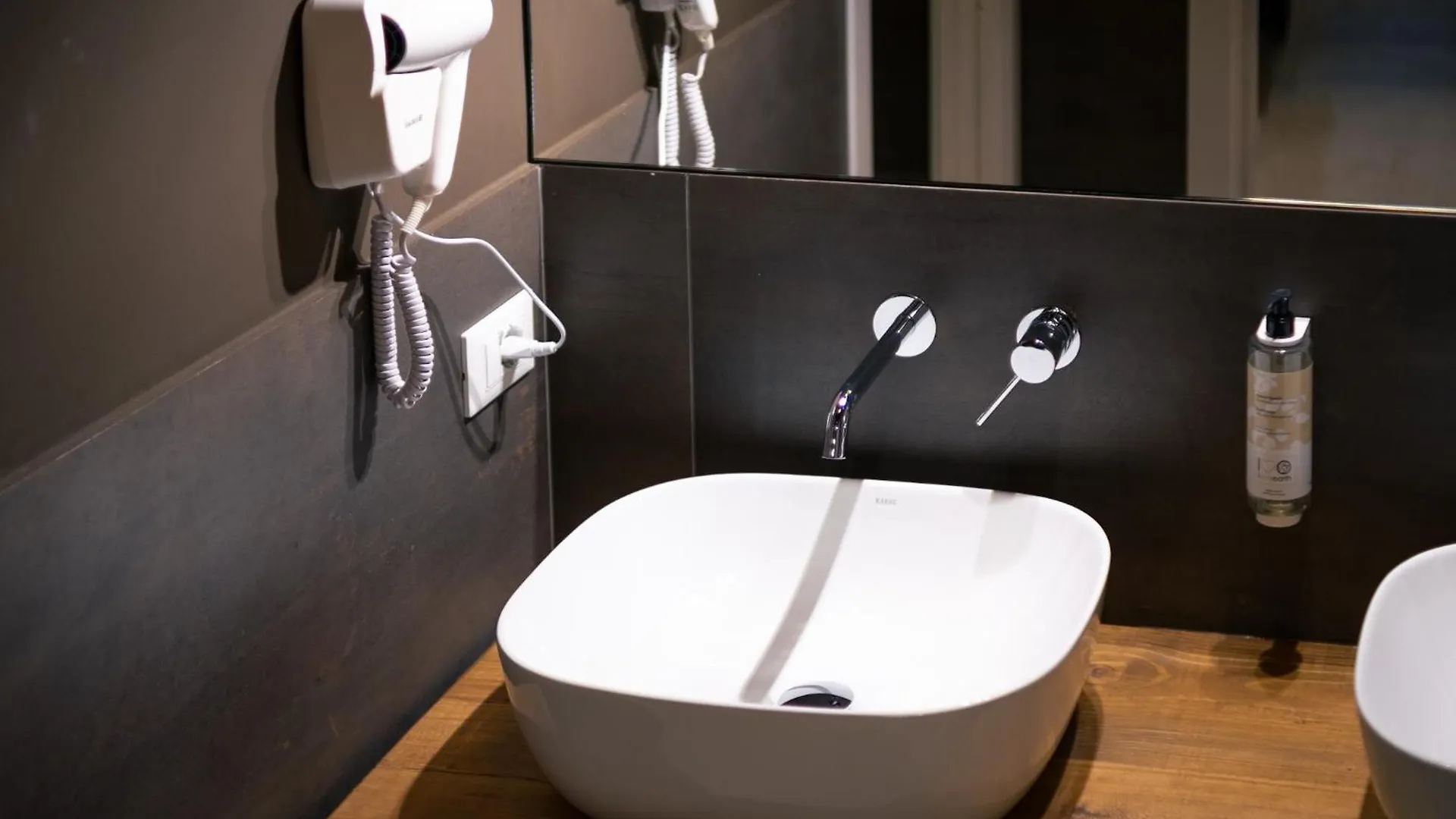 Hostelo - Luxury Hostel Palermo