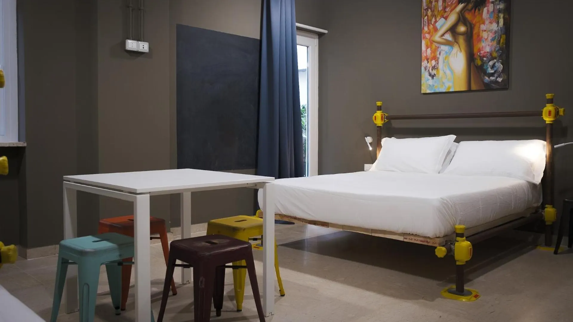 Hostelo - Luxury Hostel Palermo Italy
